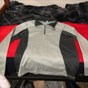 North face 1/4 zip size M